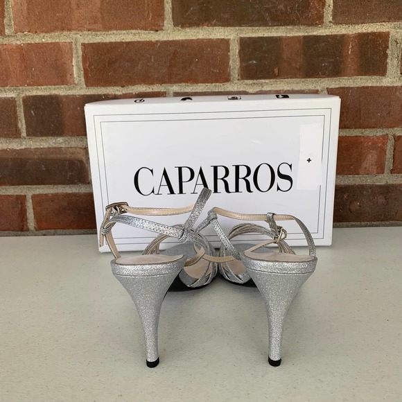 Caparros Quayliah Silver Flame Ankle Strap Heeled Sandals Women's US size 10M - Picture 4 of 8